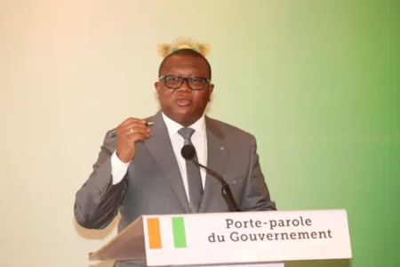 Le dialogue politique botté en touche / le budget 2027 passe à 18.466,1 milliards de FCFA
