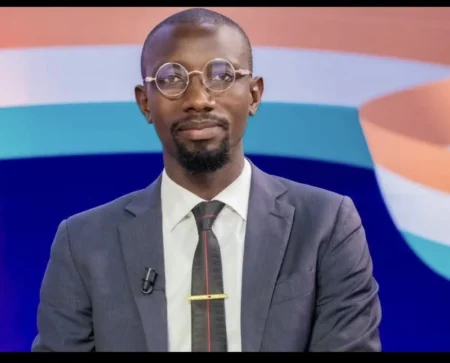 Ahouman Gaël Lakpa à Alassane Ouattara : "remanier le gouvernement, oui, mais aller jusqu’au bout de ..."