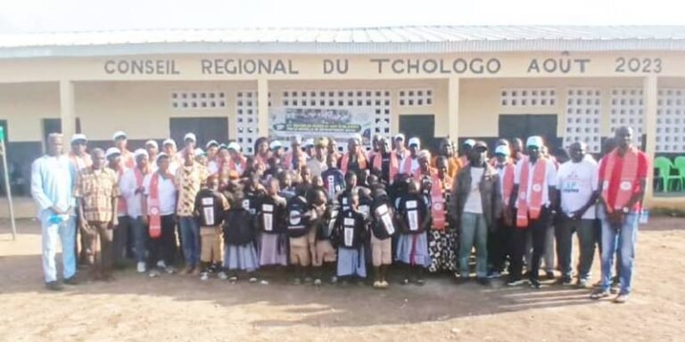 Ferké/Soutien à la scolarisation: Des kits scolaires et du matériel didactique remis aux EPP de plusieurs villages