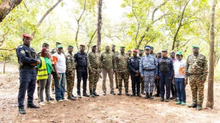Parc national de la Comoé: l’OIPR renforce les capacités opérationnelles des commandos forestiers… Parc national de la Comoé: l’OIPR renforce les capacités opérationnelles des commandos forestiers...