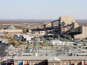 diamants-de-beers-veut-produire-plus-en-2026-malgre-l-arret-en-afrique-du-sud