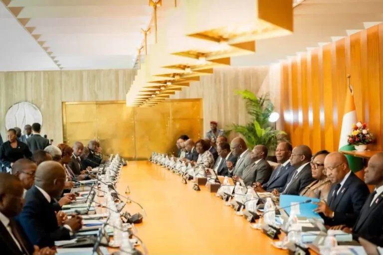 l'Etat ivoirien prévoit un budget de 18 466 milliards FCFA pour 2027
