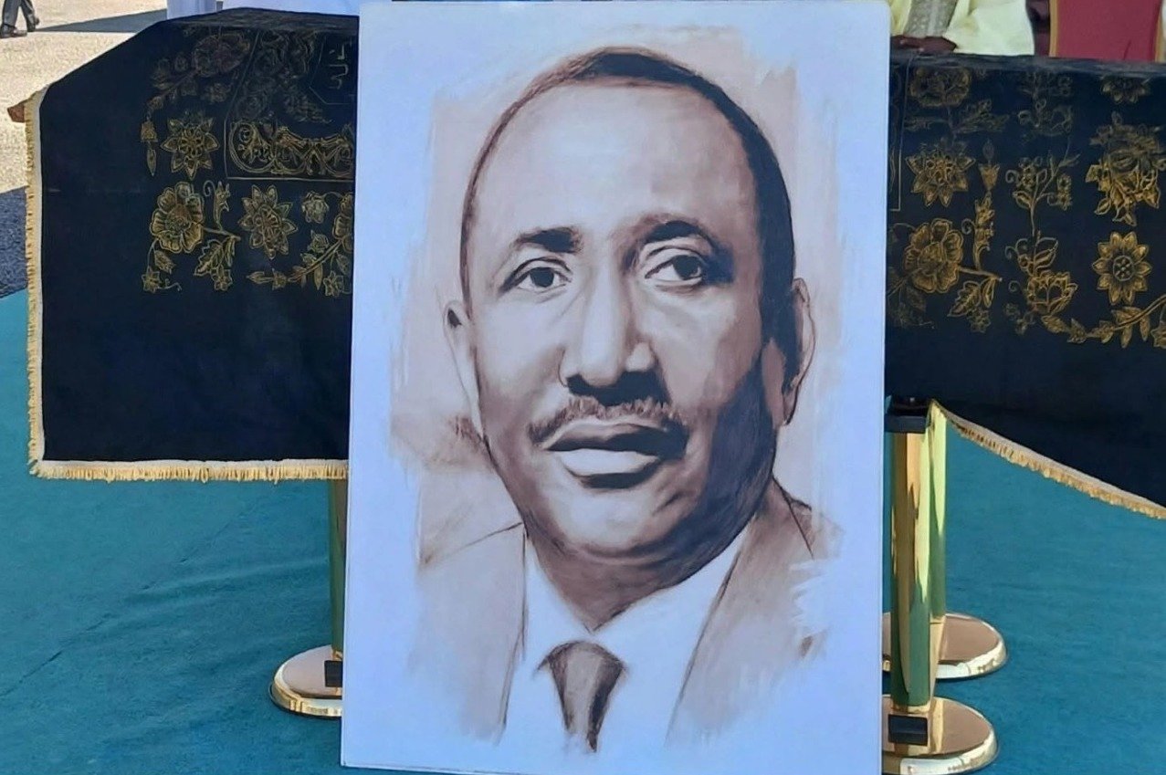 L’ancien Premier ministre Sidya Touré a regagné sa dernière demeure (8)