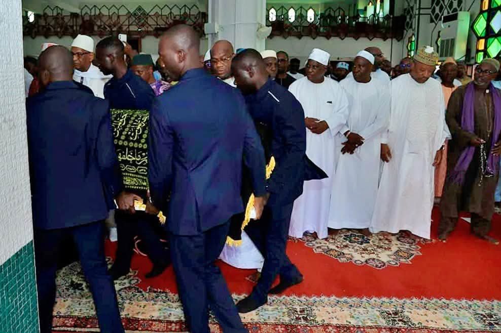 L’ancien Premier ministre Sidya Touré a regagné sa dernière demeure (10)